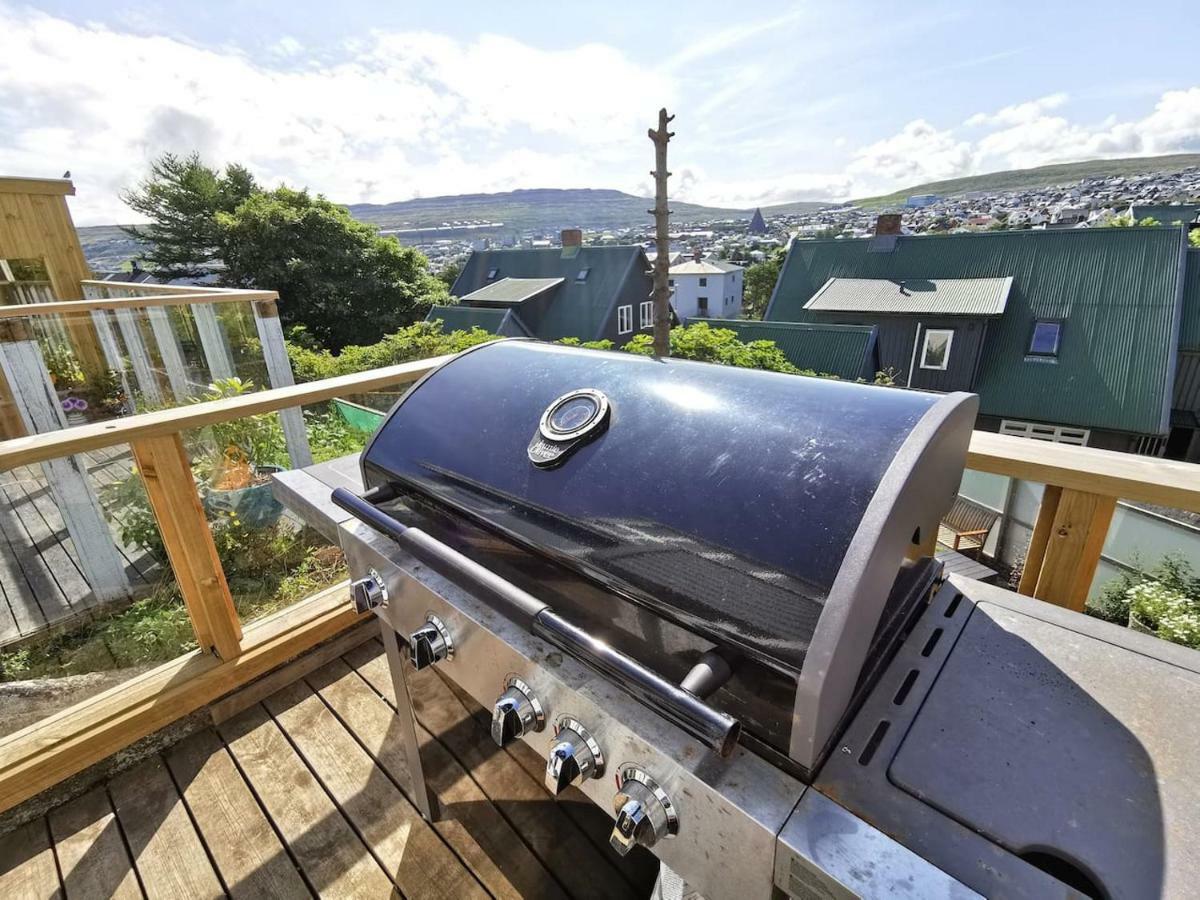 A Green Pearl In The Heart Of Torshavn Exterior photo