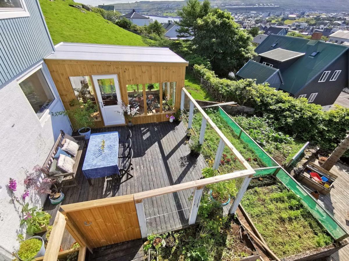 A Green Pearl In The Heart Of Torshavn Exterior photo